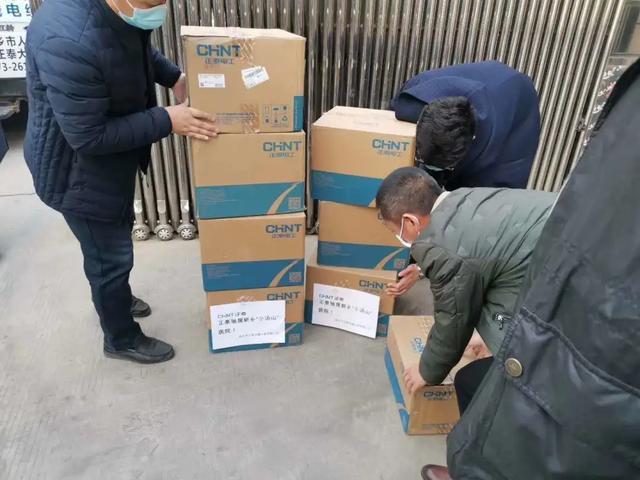 三亿体育体育
致敬“小汤山”医院援建背后的“逆行者”