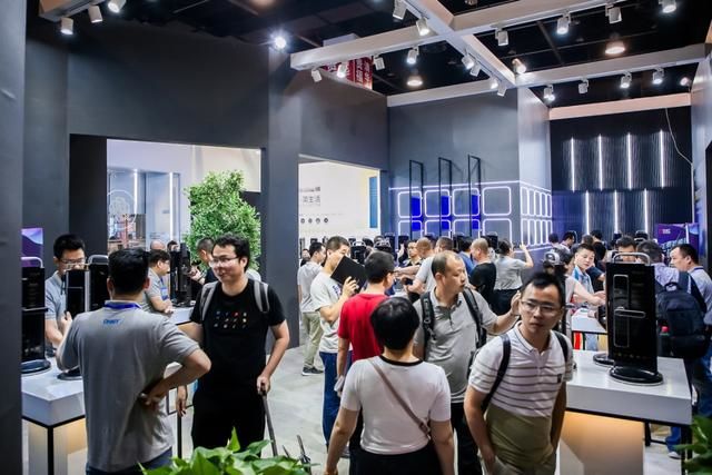 三亿体育体育智能锁登陆永康门博会，助力经销商从零成长